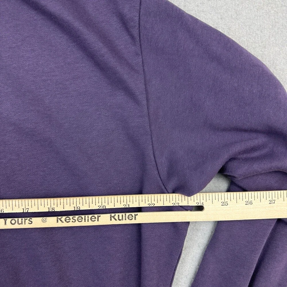 Nike sweatshirt size